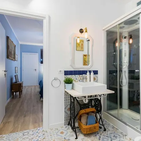 A Amaranto By Wonderful Italy