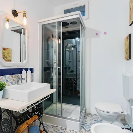 A Amaranto By Wonderful Italy